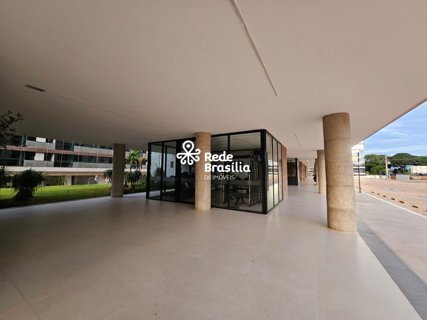 Imagem da propriedade SM885 10