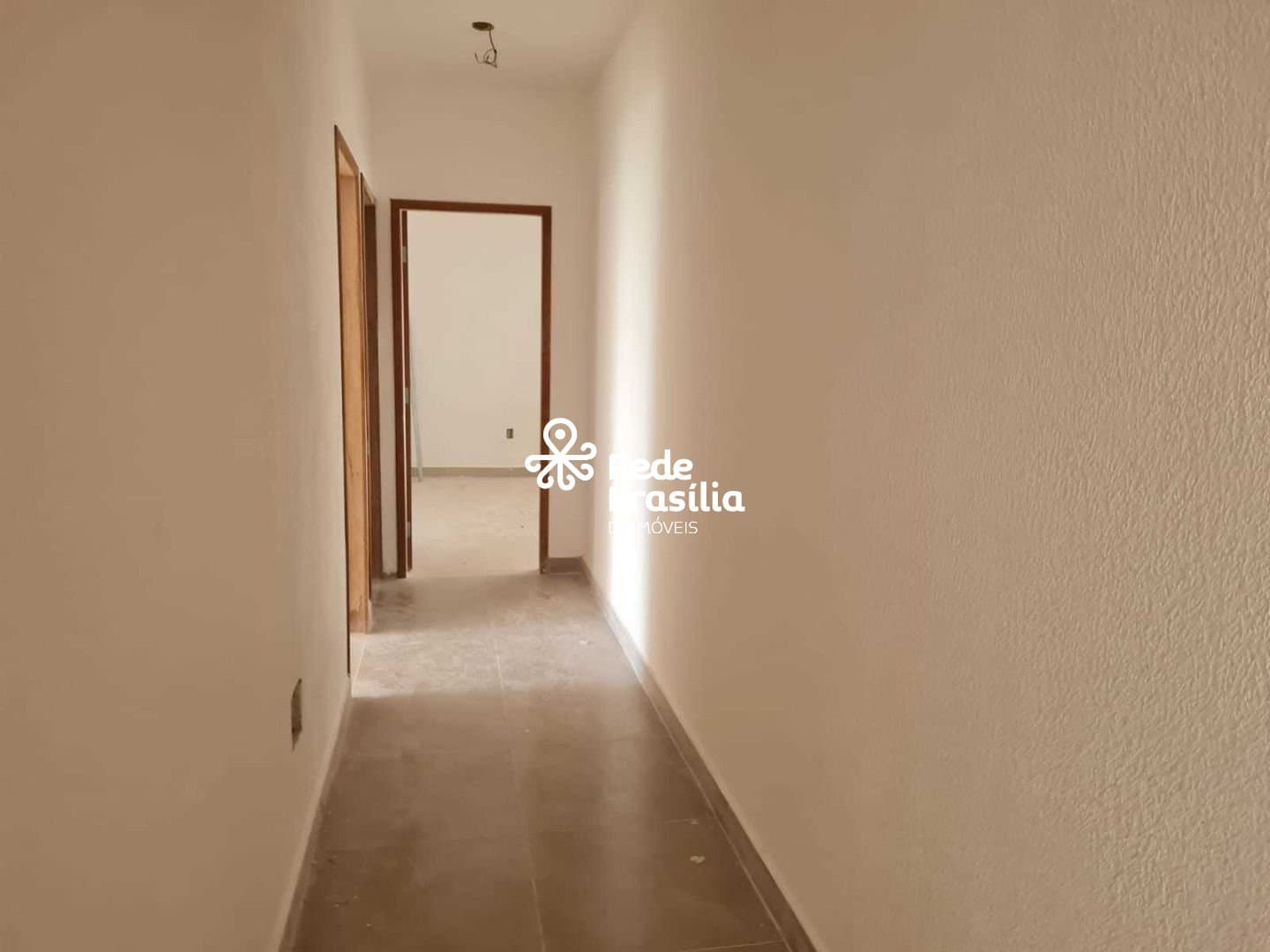 Imagem da propriedade DI418 10