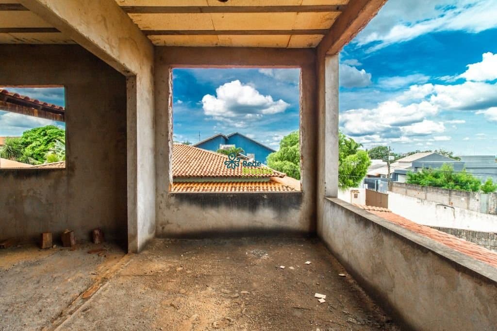 Imagem da propriedade CO7055 29