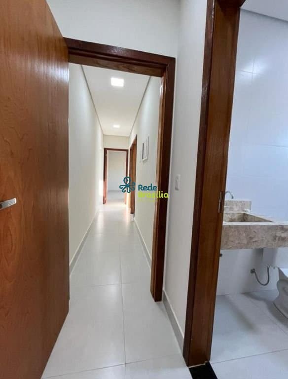 Imagem da propriedade CO8761 13