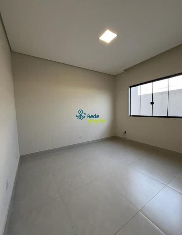 Imagem da propriedade CO8761 9