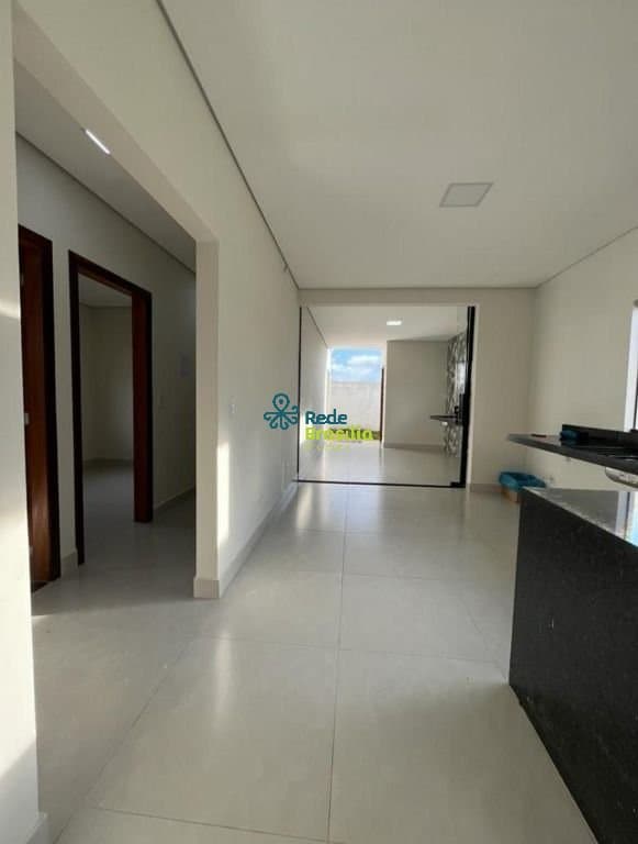 Imagem da propriedade CO8761 17