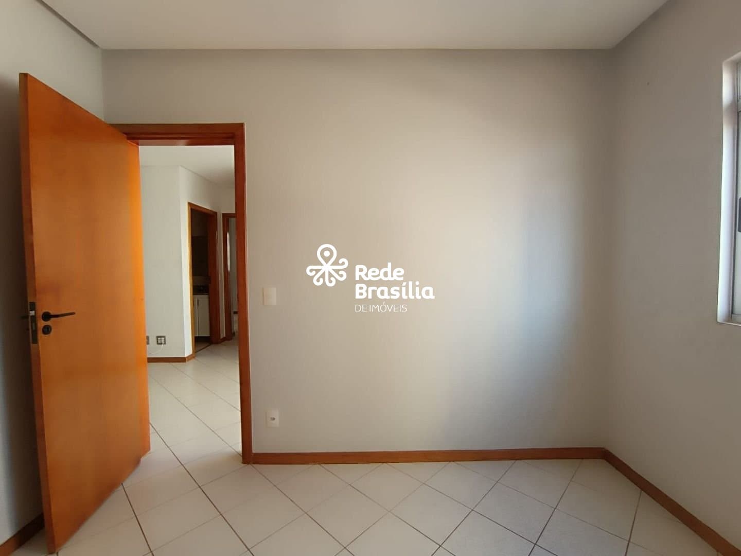 Imagem da propriedade UB1344 14